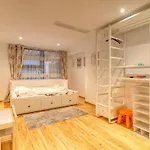 Luxurious 3 Bedroom Apartment In Herastrau