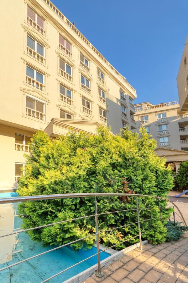 Apartment Luxurious 3 Bedroom In Herastrau Bucharest