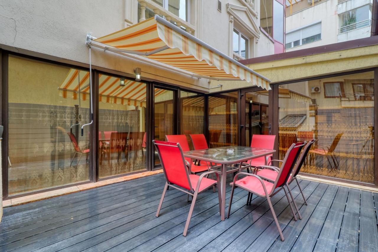 Luxurious 3 Bedroom In Herastrau Apartment